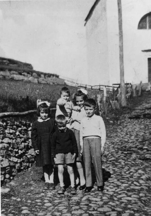 Con la sorella minore ora siamo al completo