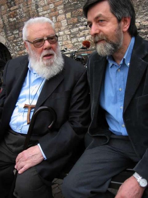 Con don Dante in piazza Duomo